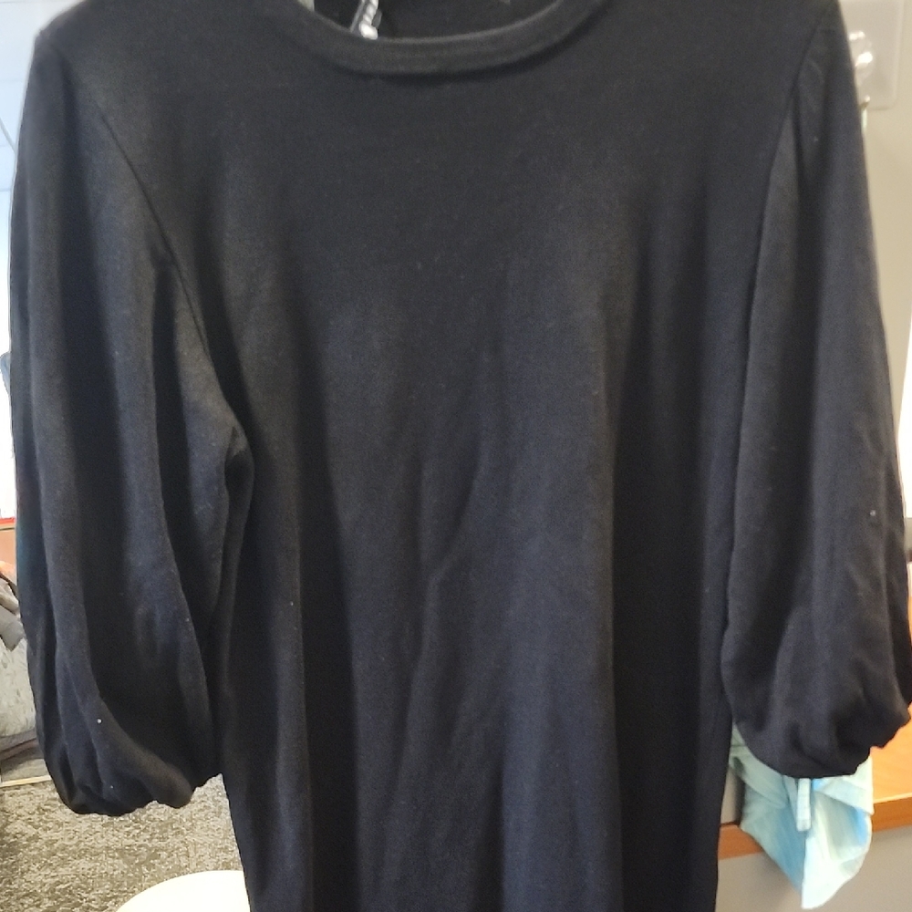 Yakira Bella Black Knit Top